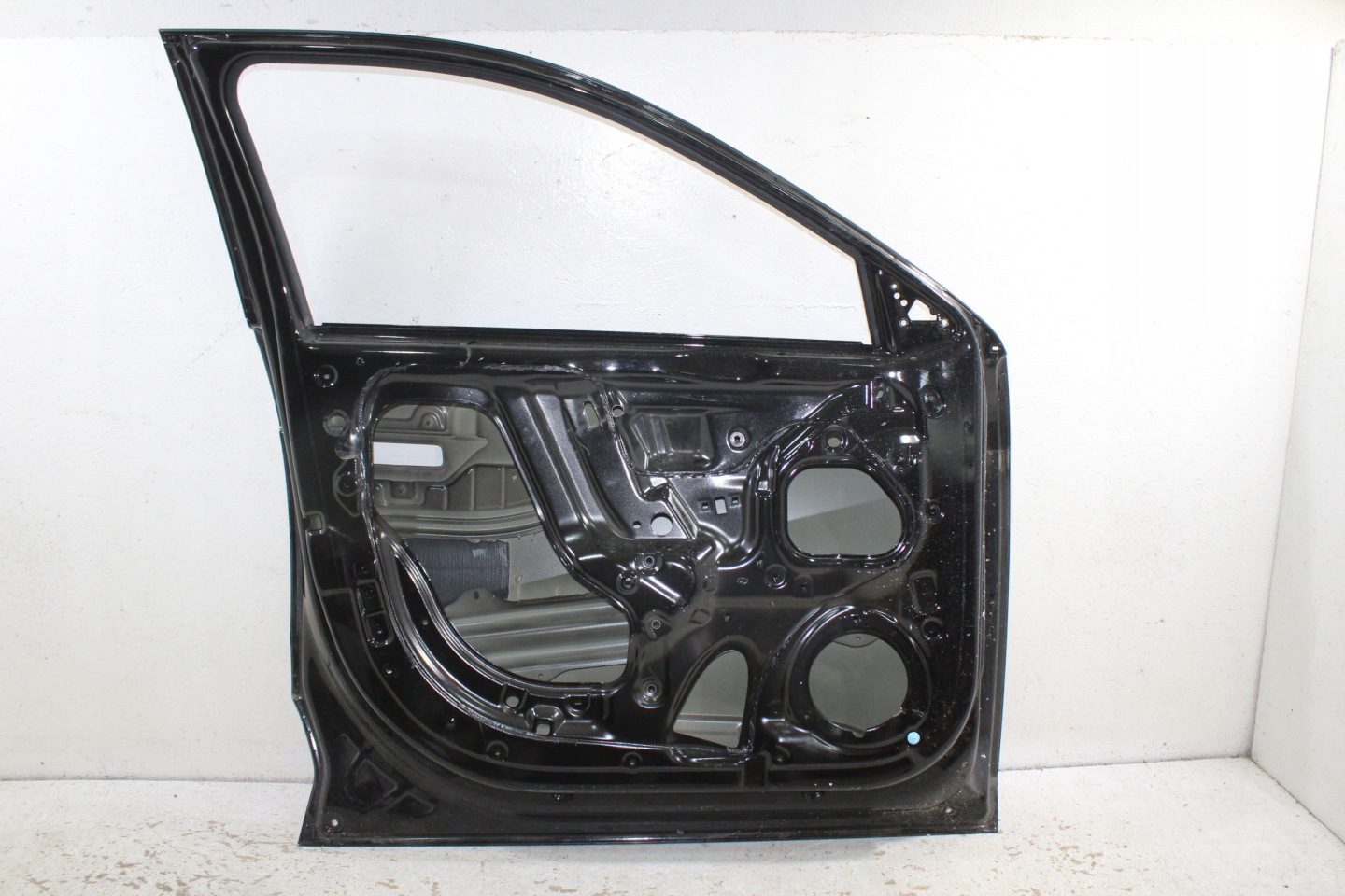 Hyundai Ioniq 5 V door left front front