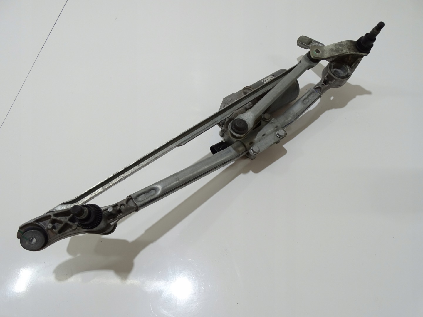 Wischergestänge BMW E91 LCI EU 6978263
