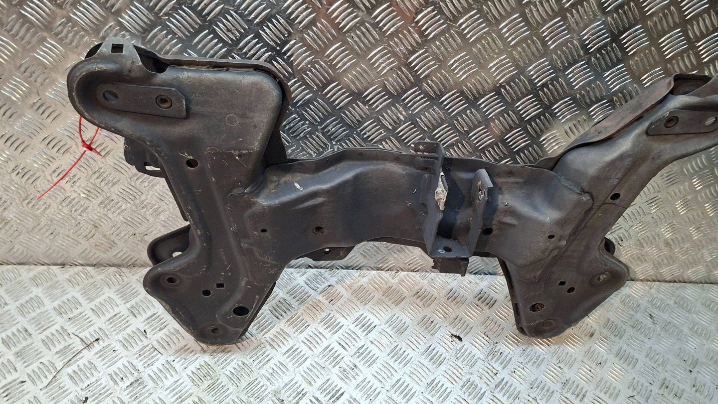 axle beam front PEUGEOT 208 LIFT 2016
