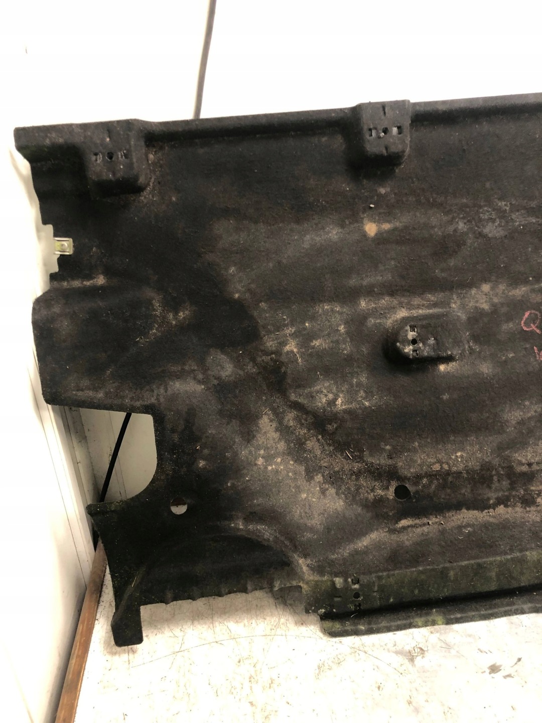 cover chassis left AUDI Q3 8U 8U0825207
