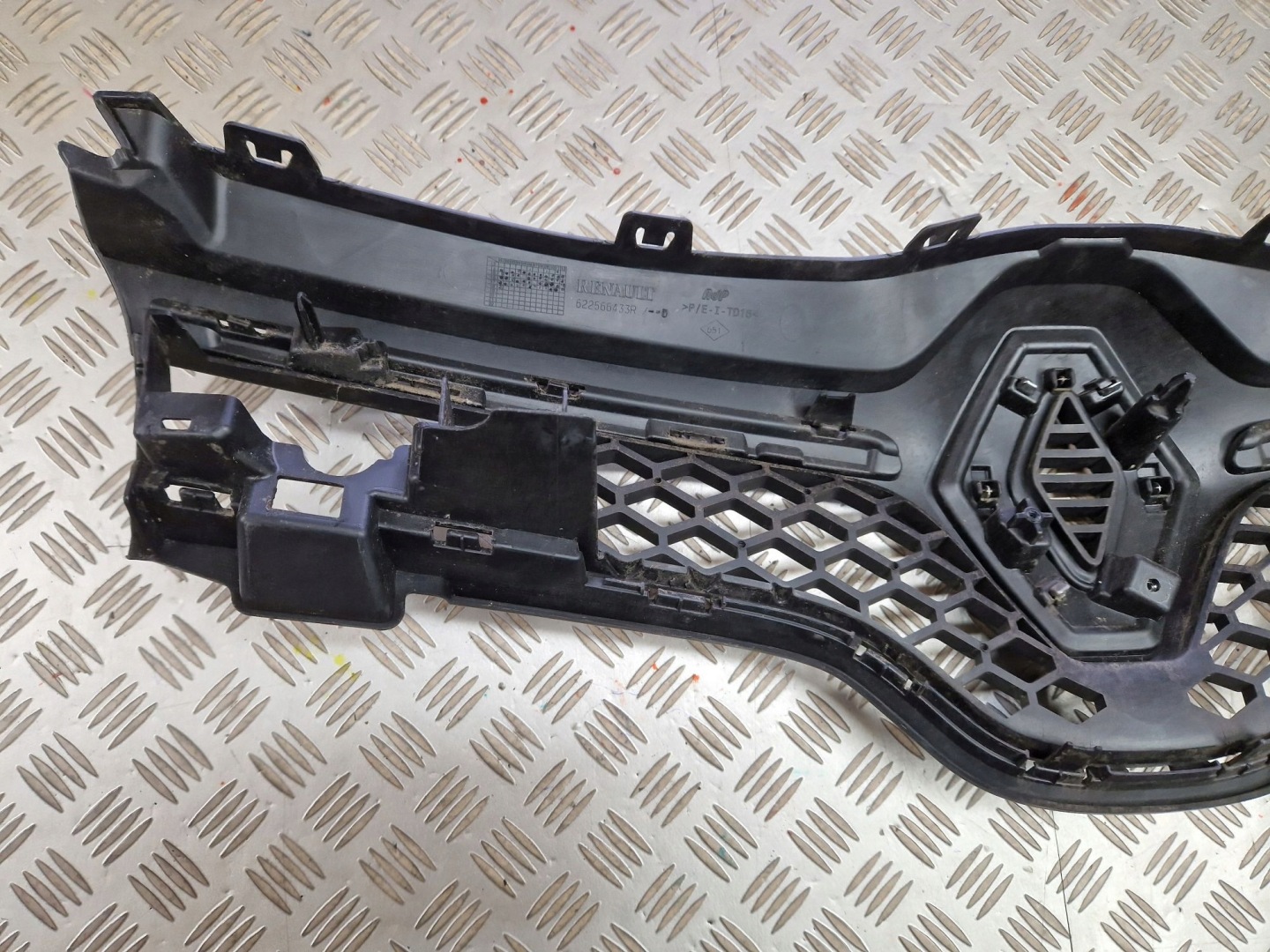 grille RENAULT TWINGO III 2014R->
