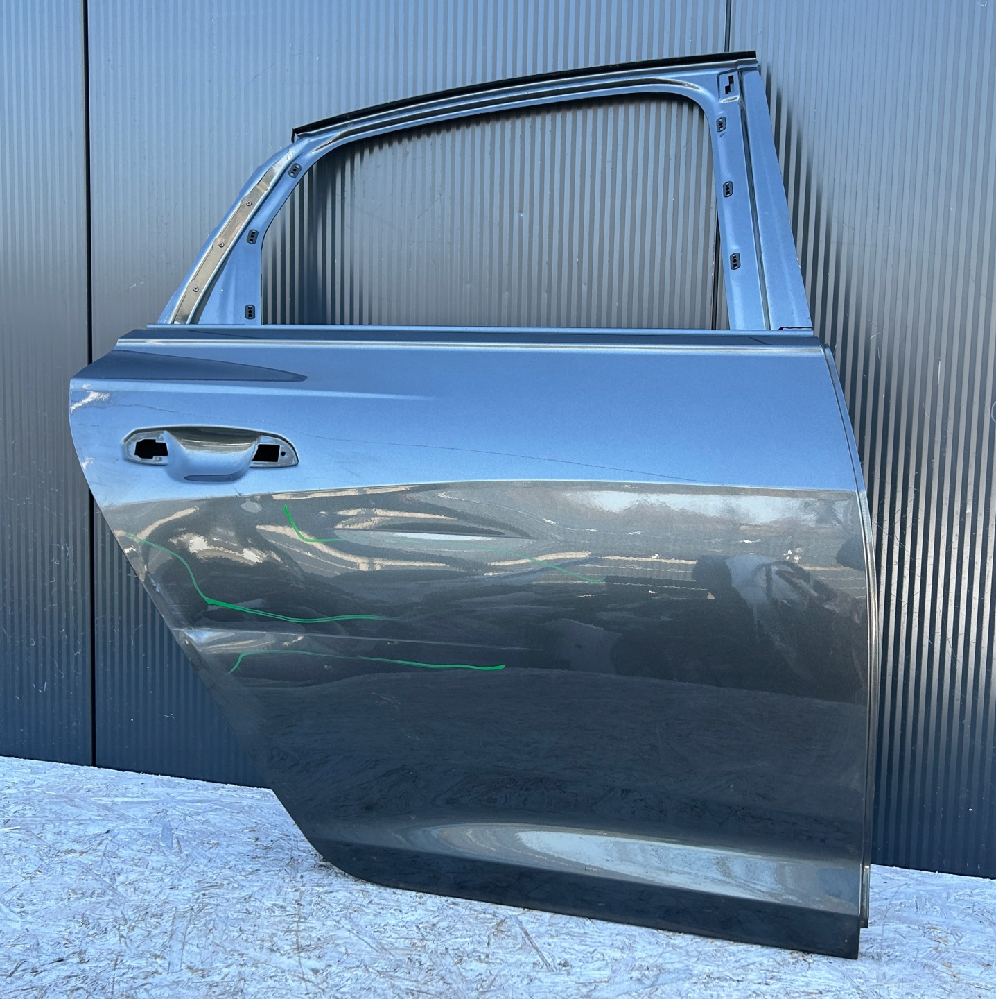 door right rear part rear. AUDI A6 C8 sedan
