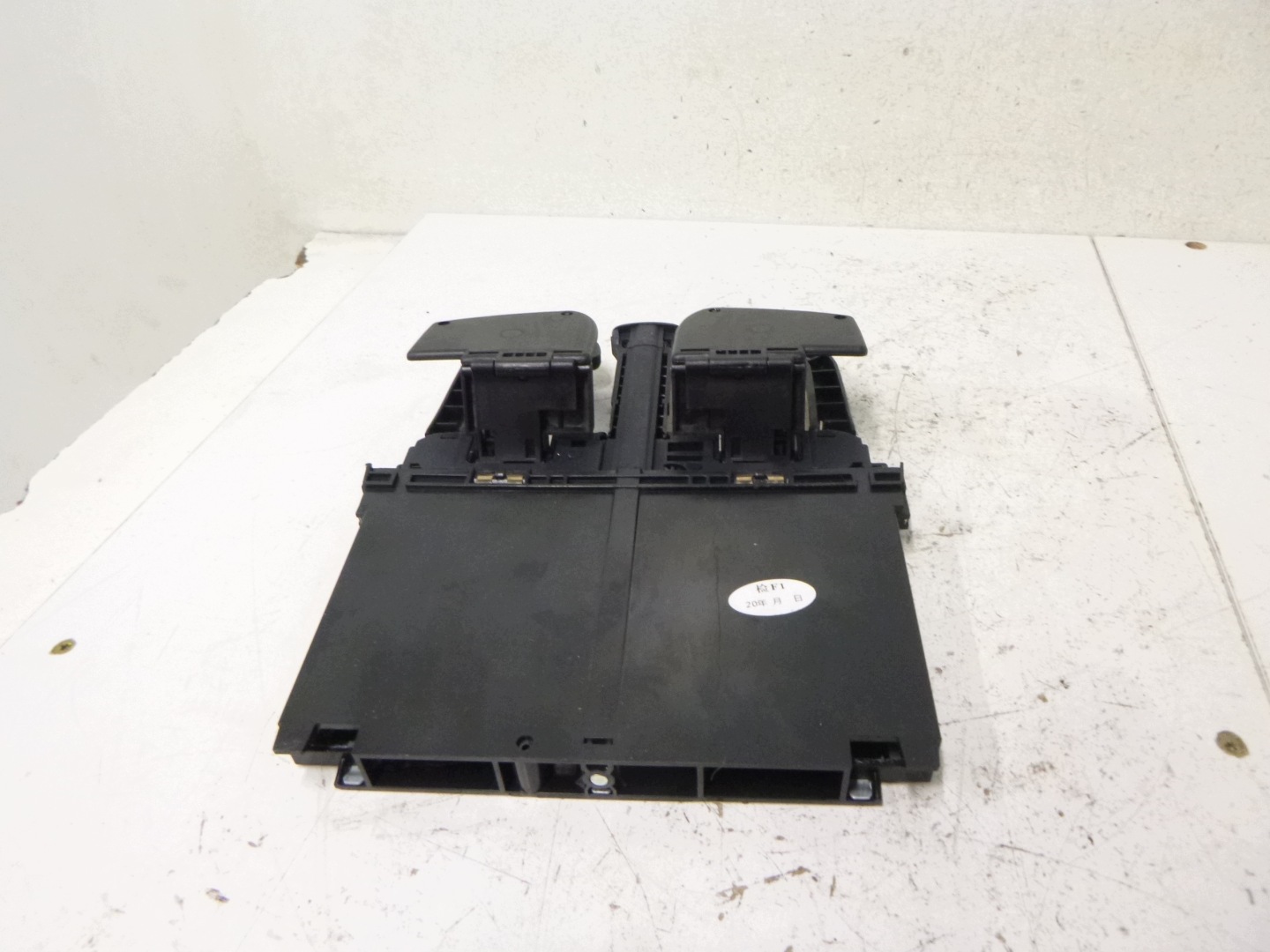 Kieszen passenger compartment plato for drinks CUP HOLDER VW GOLF IV 4 BORA 1997–2006