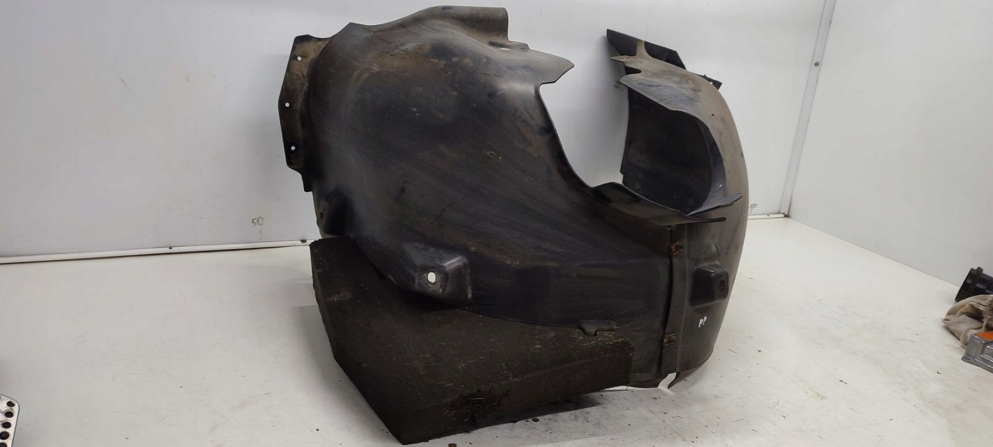mudguard front front right Mercedes W164
