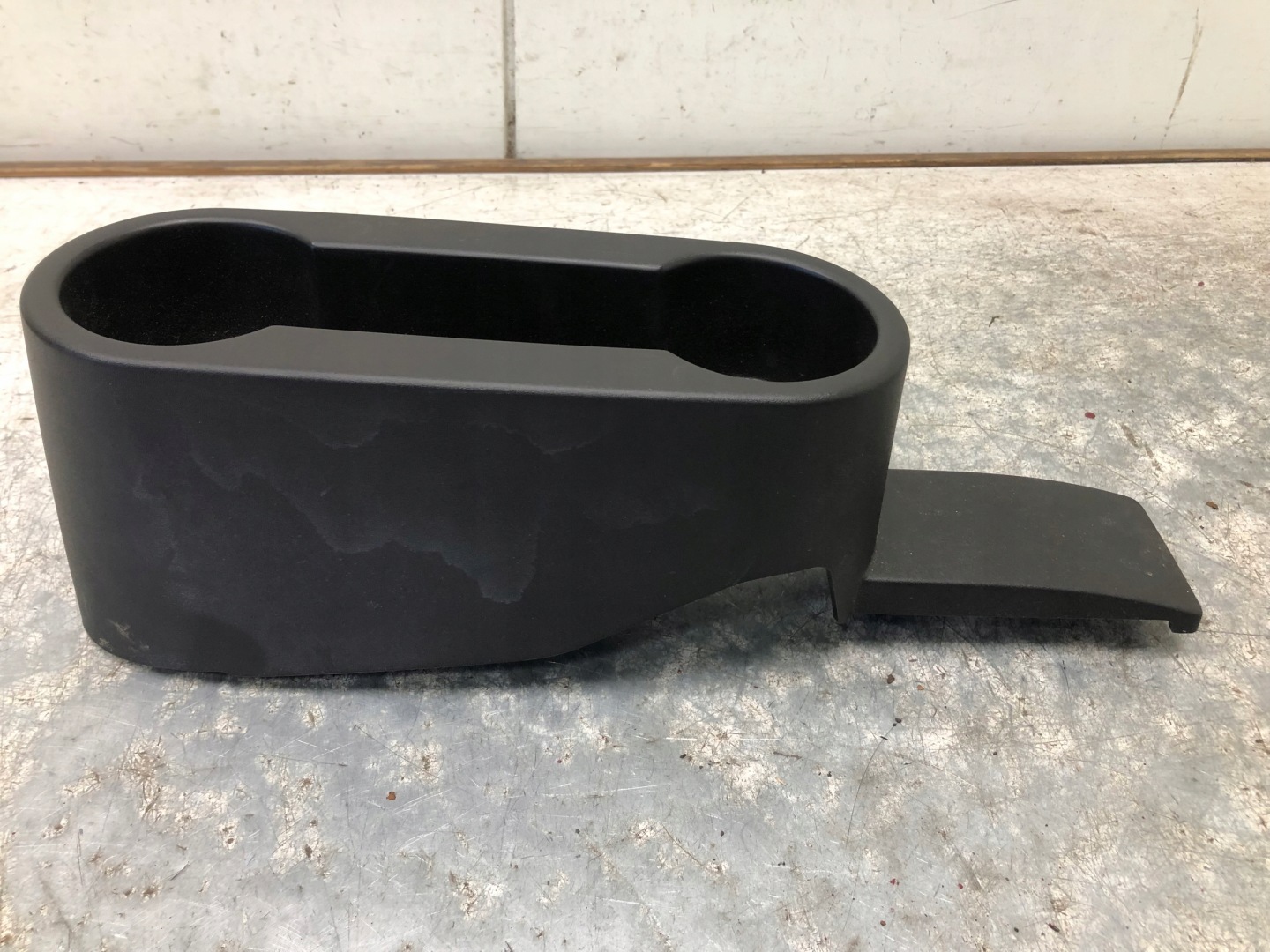 bracket for KUBKI OPEL ZAFIRA C 13295819