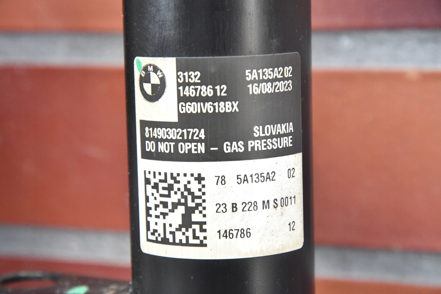 swing right front shock absorber right BMW 5 G60 4x4 xDrive 10581km