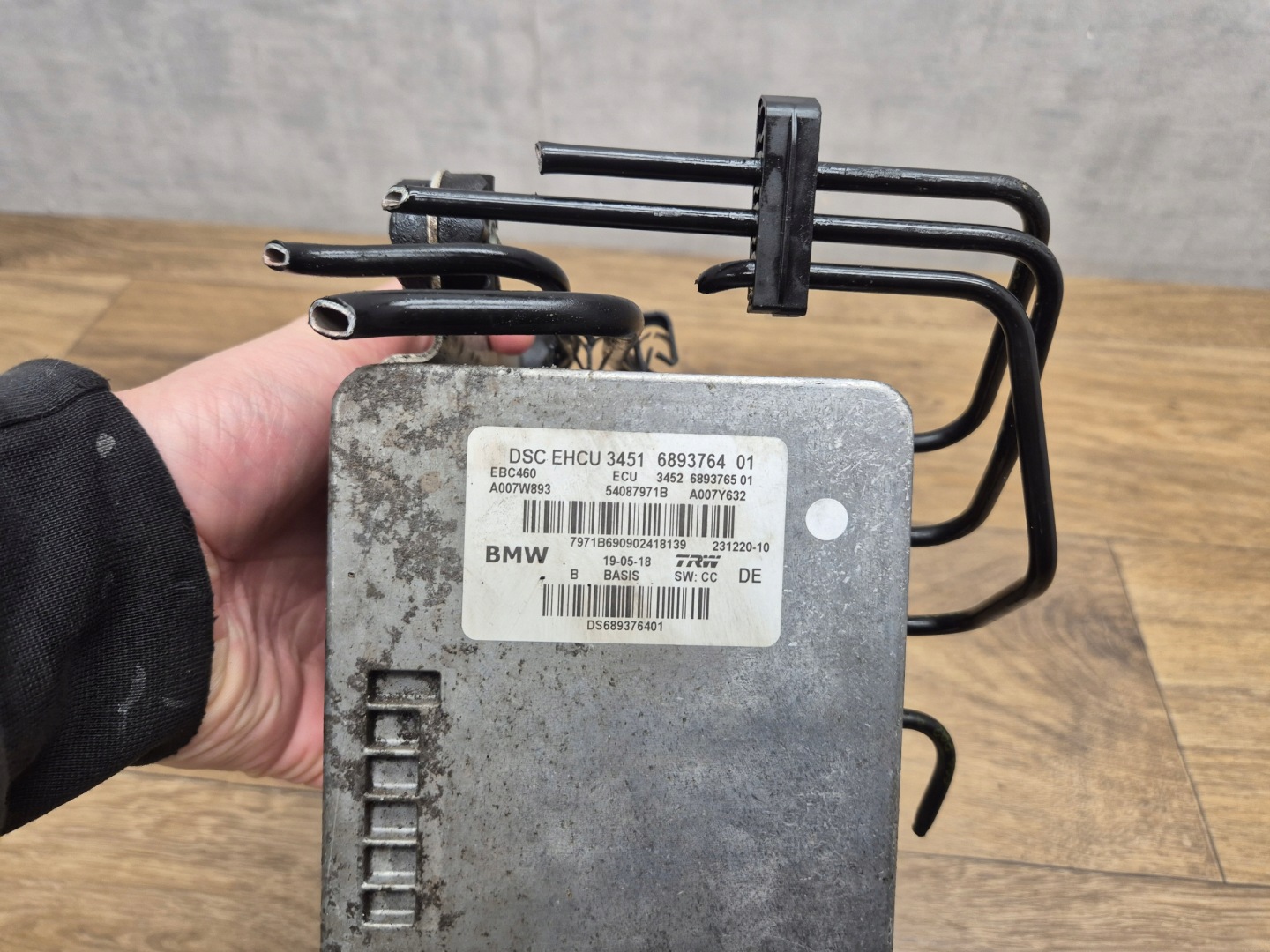 BMW G01 G02 G30 G31 pump ABS brake DSC 6893764