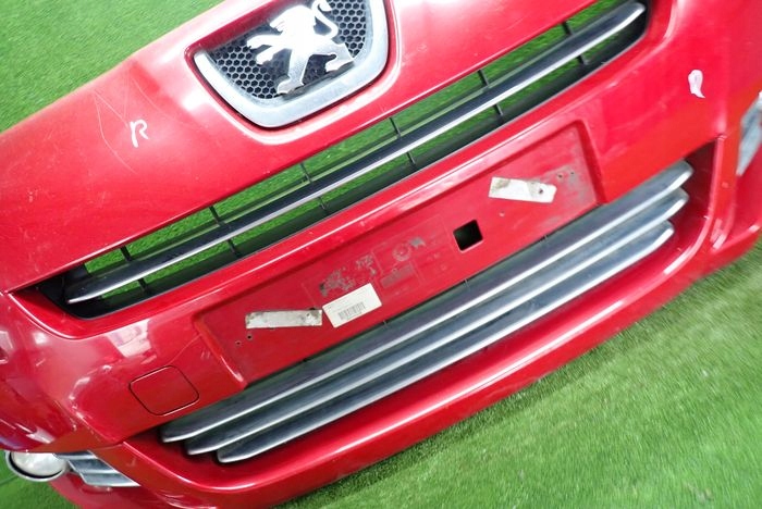PEUGEOT 5008 09-13 front bumper front
