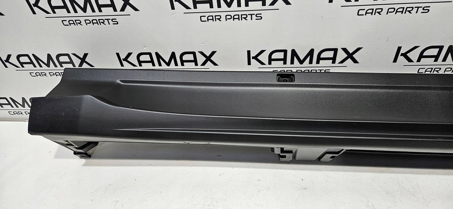 moulding threshold right side Lexus LBX 7585052110