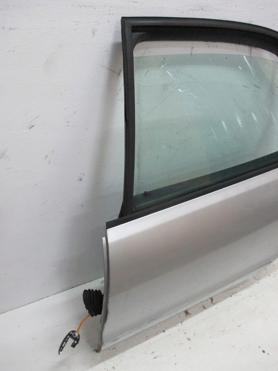 door left rear. AUDI A4 8D0 sedan