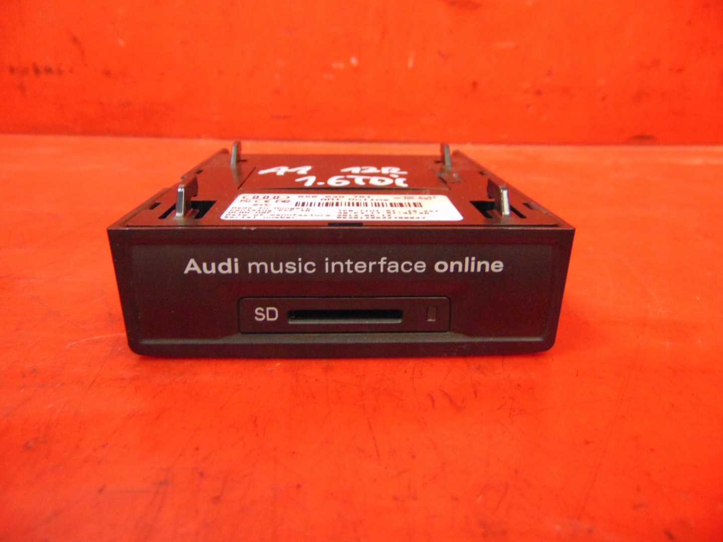 AUDI A1 8X MUSIC INTERFACE ONLINE AMI 8X0035751