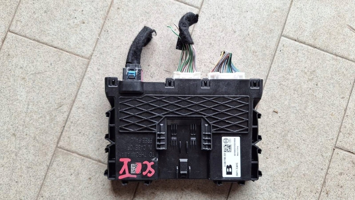 modulo computer Centralina RENAULT SCENIC V 284Y17LW1C 330F00237