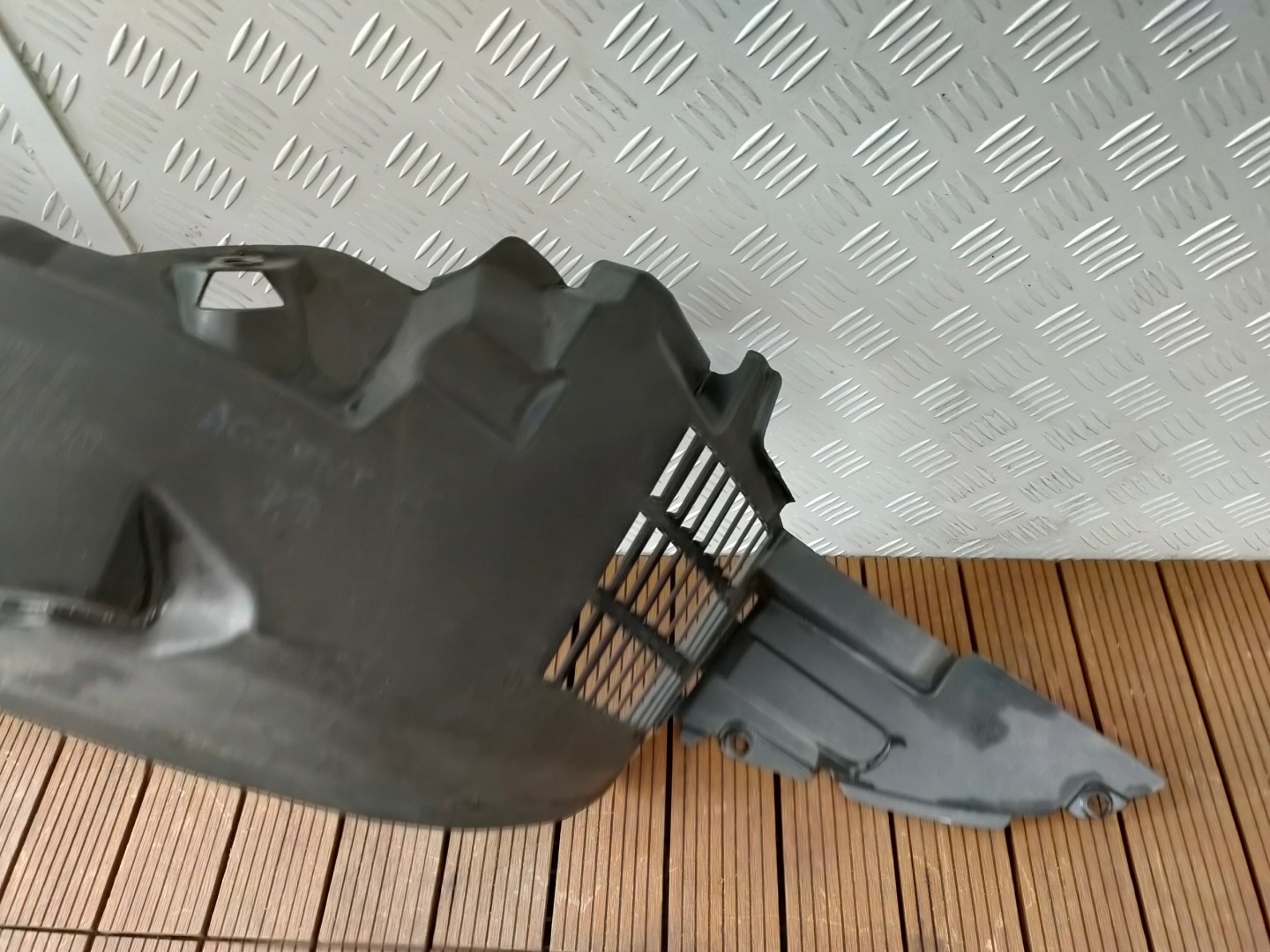 HYUNDAI ACCENT III 05-11 mudguard front right front 86812-1E000 OE