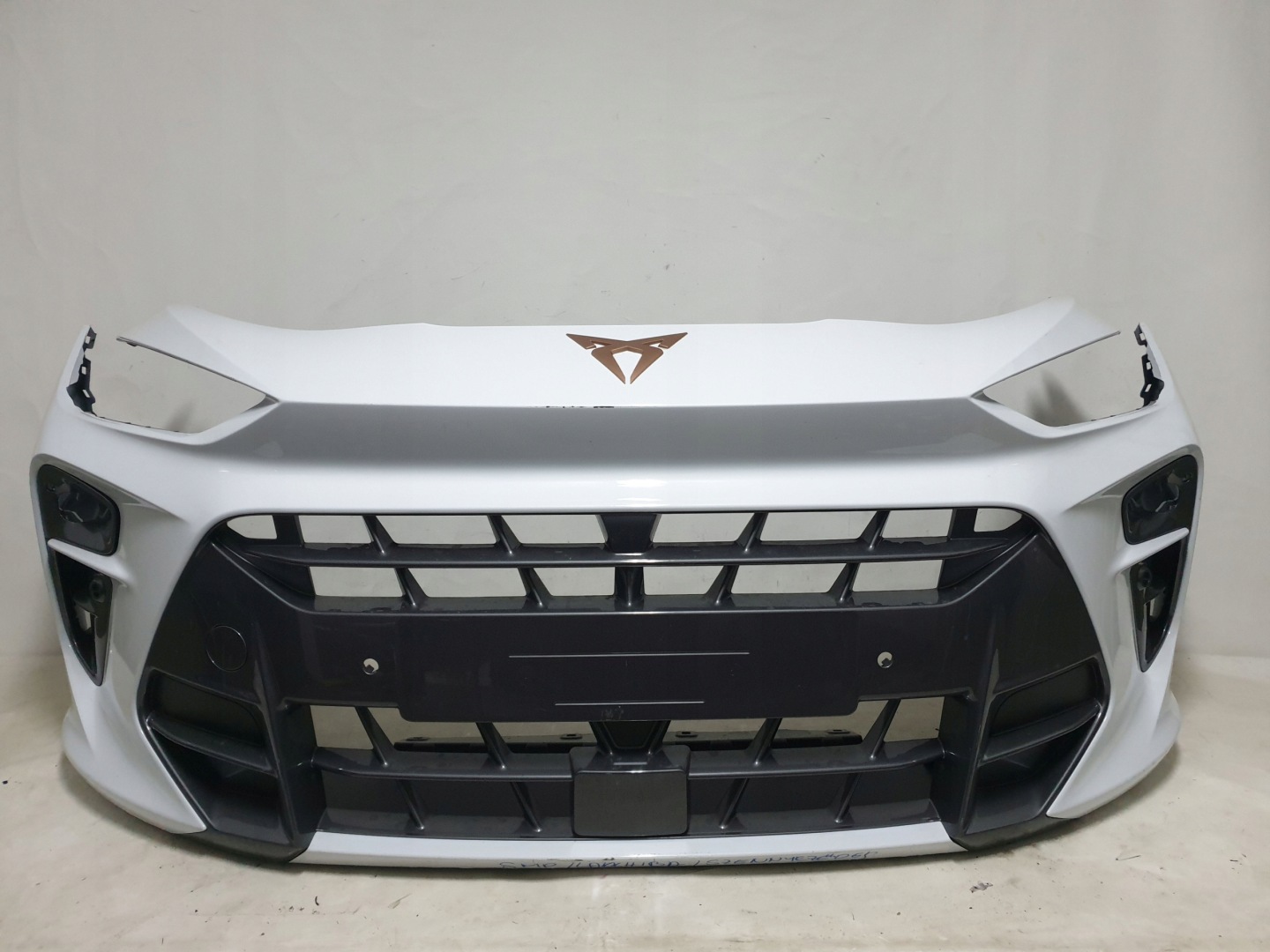 CUPRA TERRAMAR 24-> nárazník předek přední 4xPDC 578807103