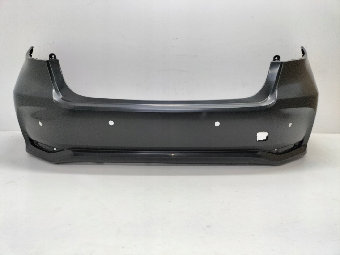 Pare choc Arrière Arrière TOYOTA COROLLA E21 18- Berline