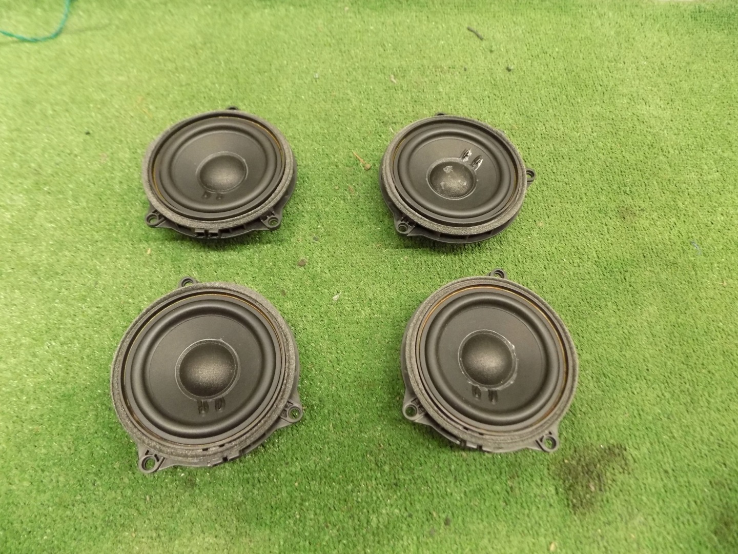BMW IX i20 speaker HARMAN KARDON 9441905