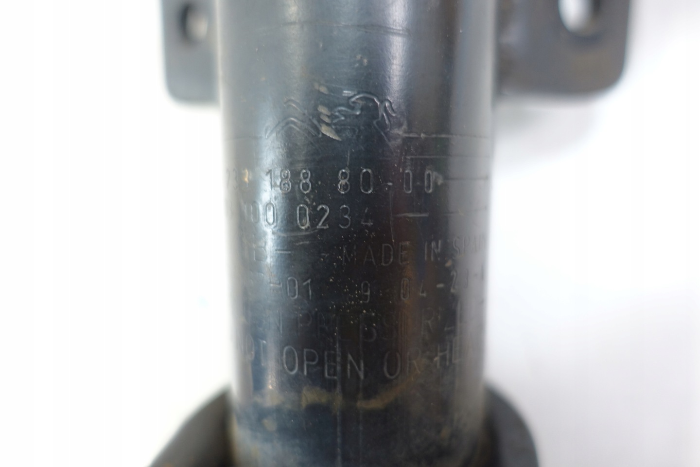 PEUGEOT 308 T9 2017- shock absorber front right front 9823318880