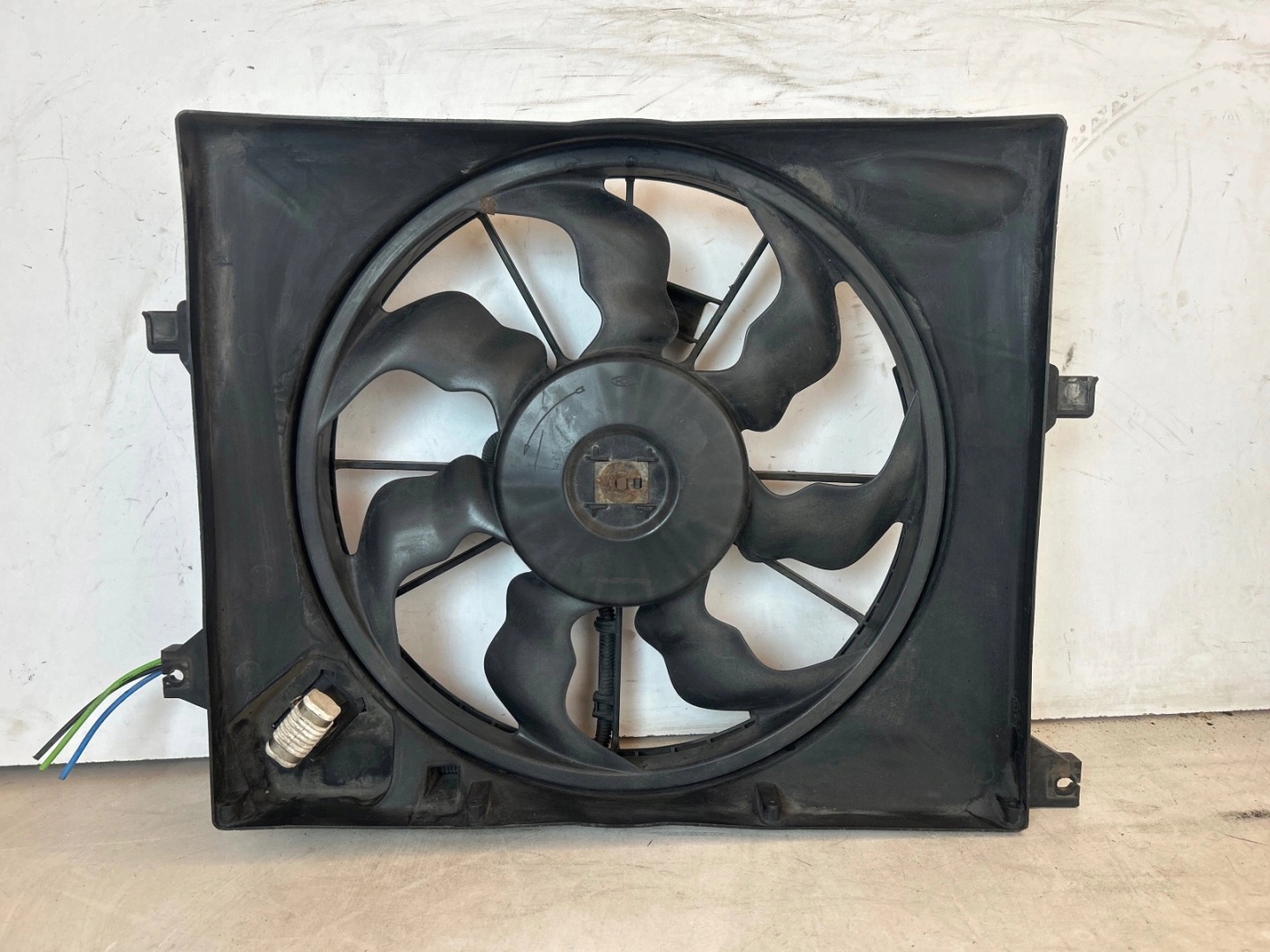 obal ventylátora ventilátor Kia Sportage III Hyundai IX35 1.7 CRDI