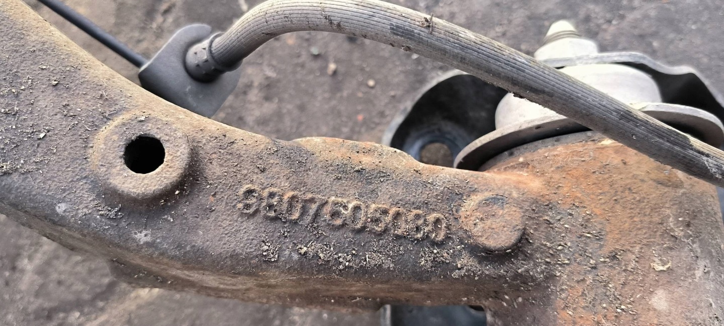 swing left rear part 9807605080 1.6 TOYOTA PROACE II