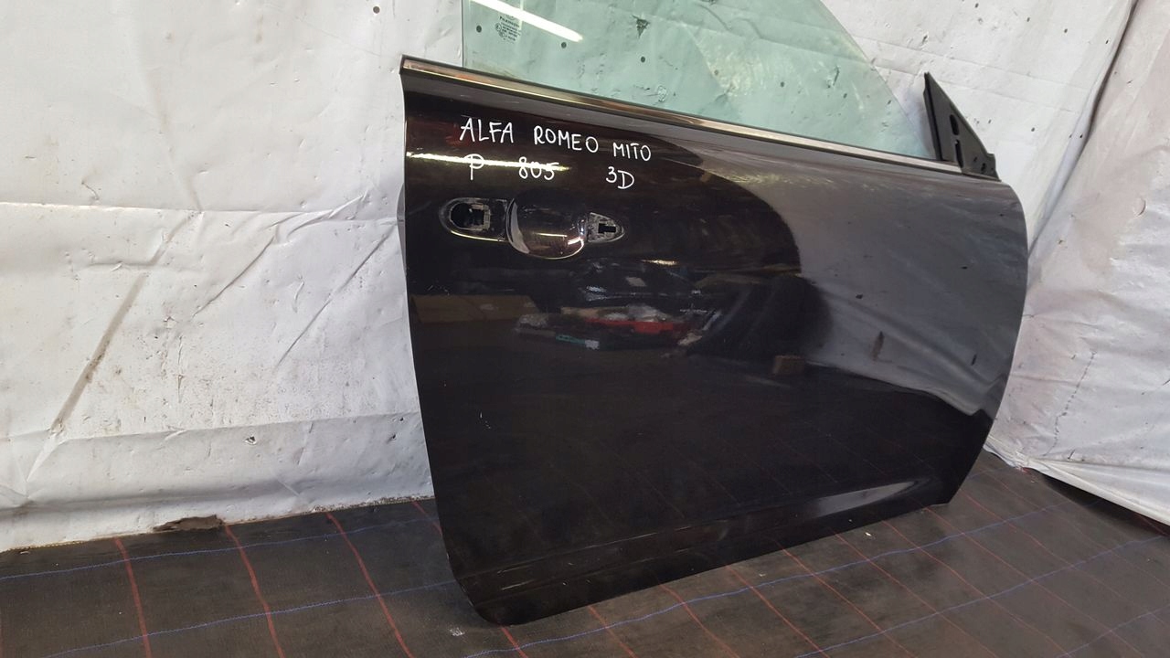 door front front right 805 Alfa Romeo Mito