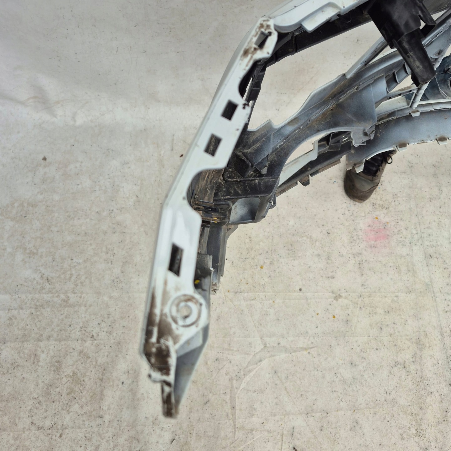 VW TIGUAN II 5NN R-LINE ALLSPACE 16- bumper front front washer PDC
