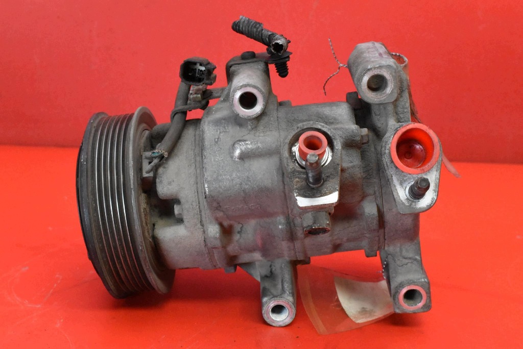 pumpa klimatizaci E3B1-19D629-AA FORD TRANSIT COURIER MK1 1.6 TDCI 95 KM