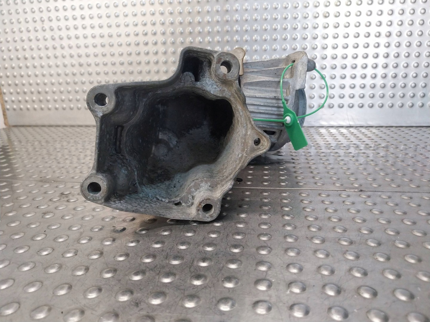 holder engine mount right KPL A6512233404 MERCEDES E-KLASA W212 2.2 CDI