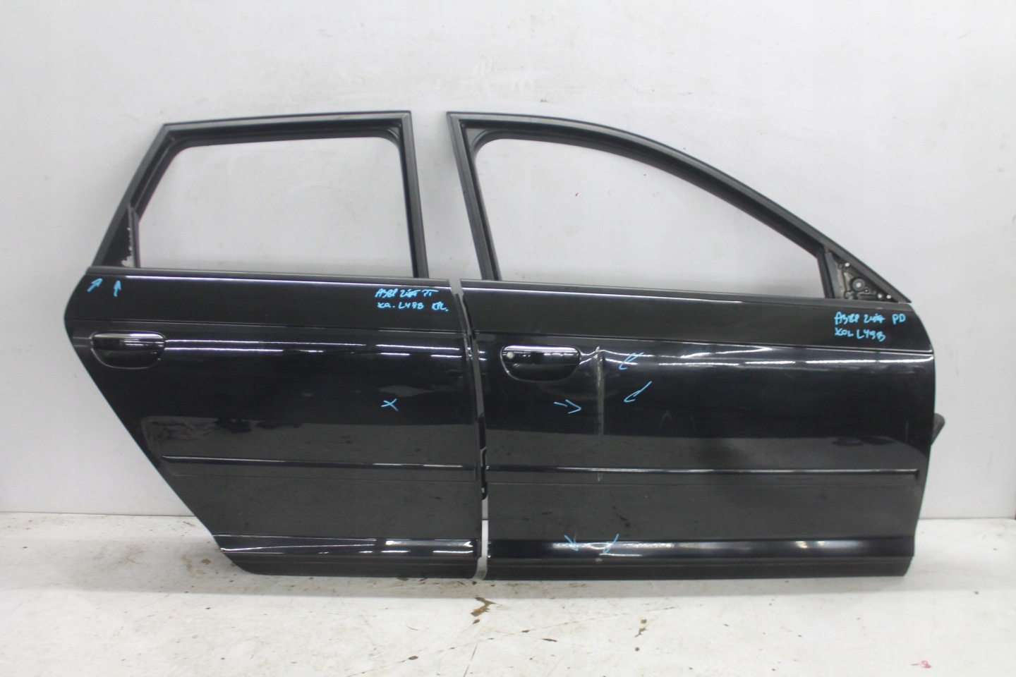 door right front front AUDI A3 8P of wheels. LY9B 08-13