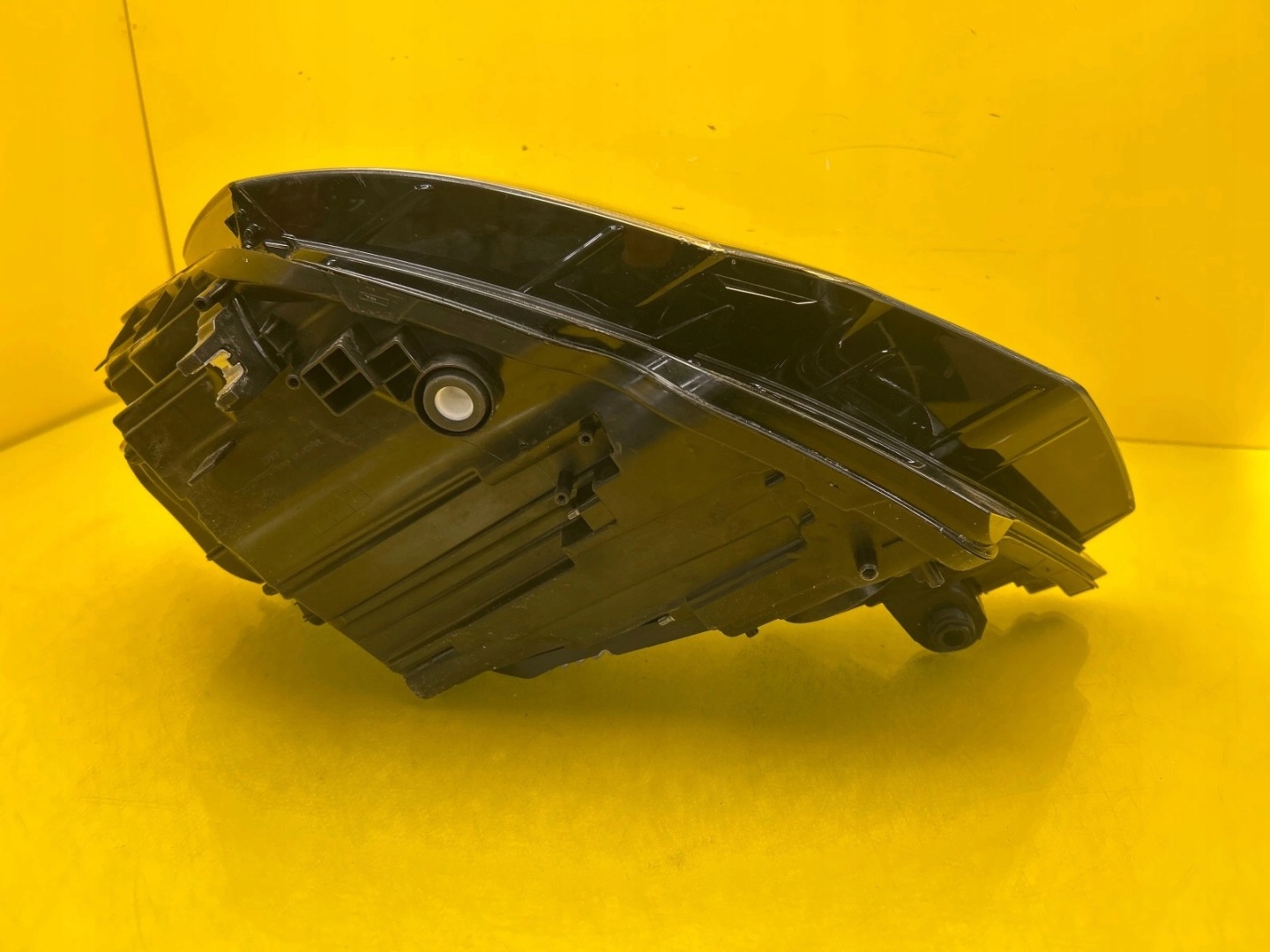 light right Audi A6 C8 4K Full Led 4K0941040