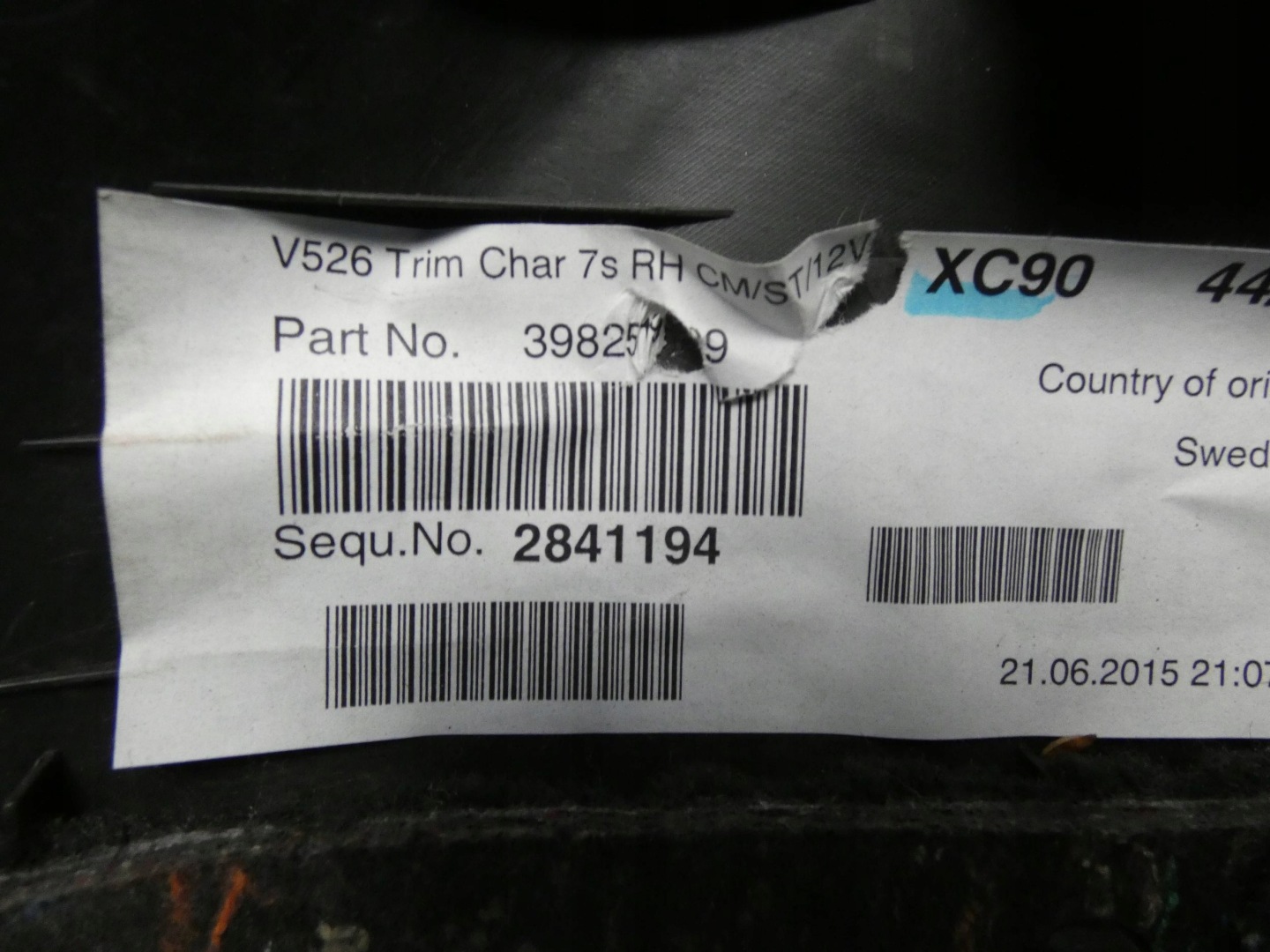 VOLVO XC90 II side upholstery boot right rear part 7 OSOB
