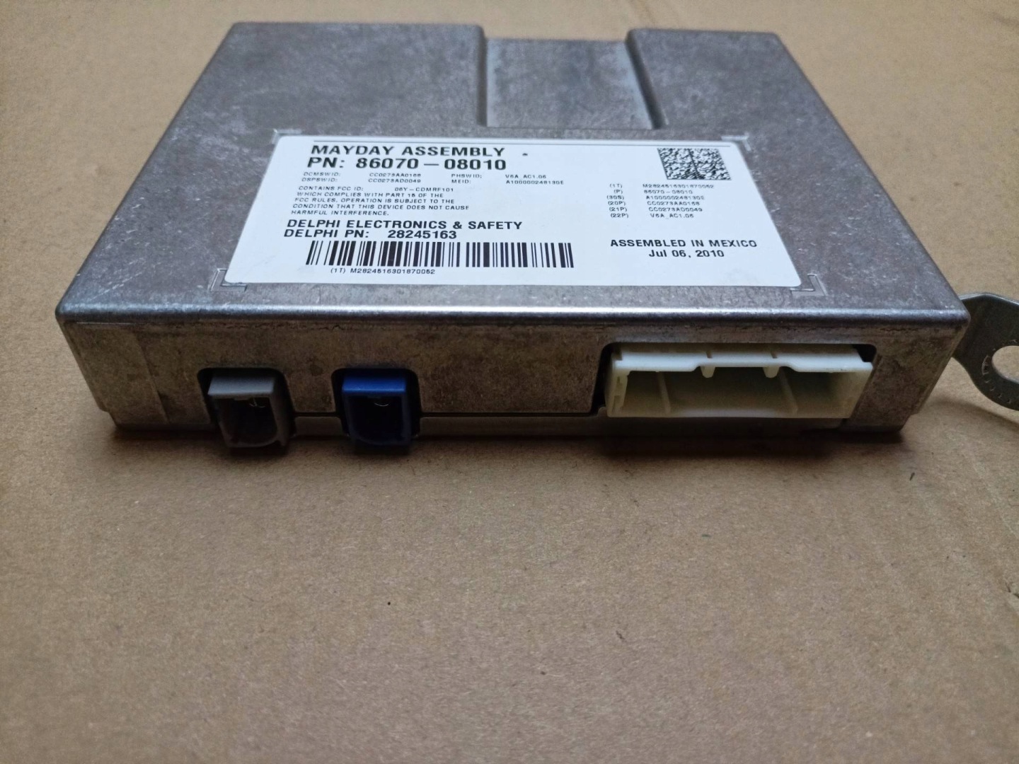 module control unit Toyota Sienna 3 2011 86070-08010