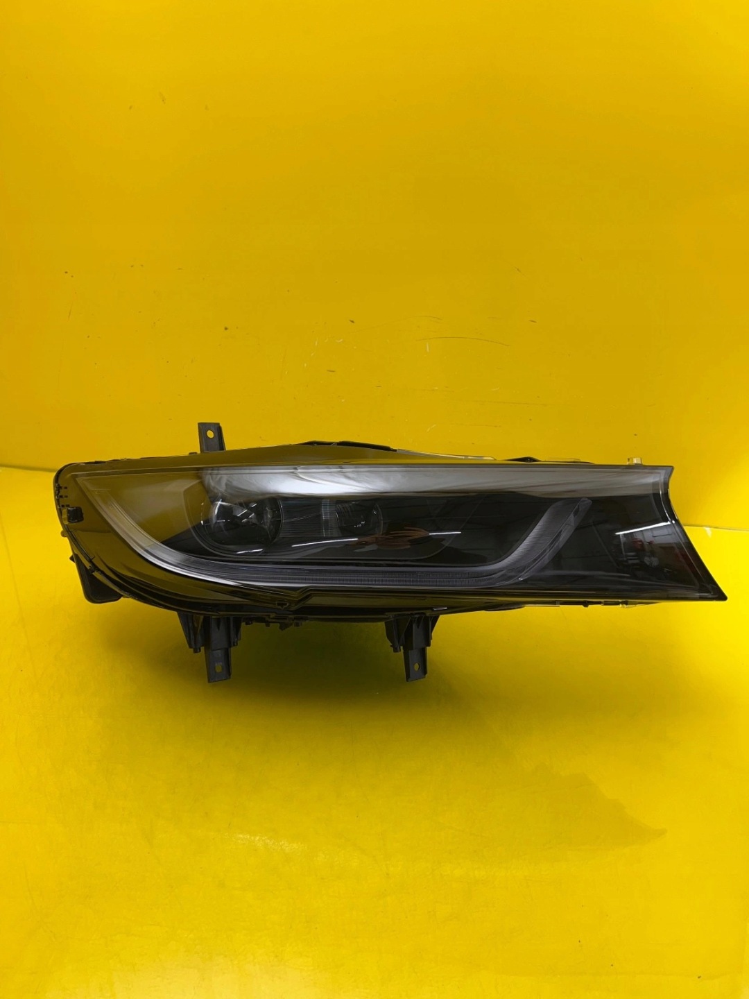light right front BMW I8 Full Led 4817998-01