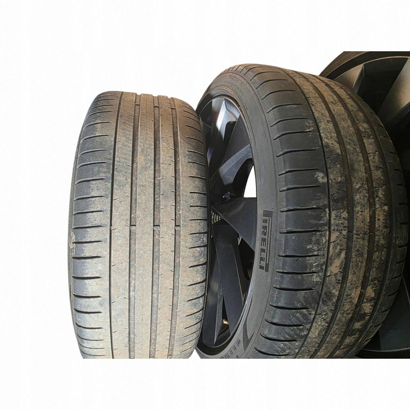 roues disques d'aluminium ROSARIO PIRELLI VW ARTEON 5X112 8JX20 3G8601025D