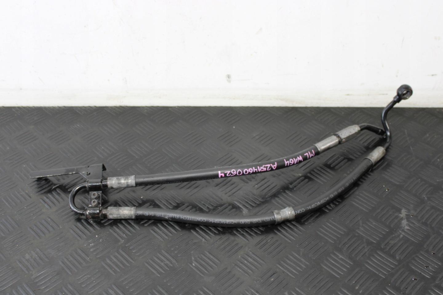 RADIATORE / RAFFREDDATORE SERVOSTERZO MERCEDES ML W164 A251460624