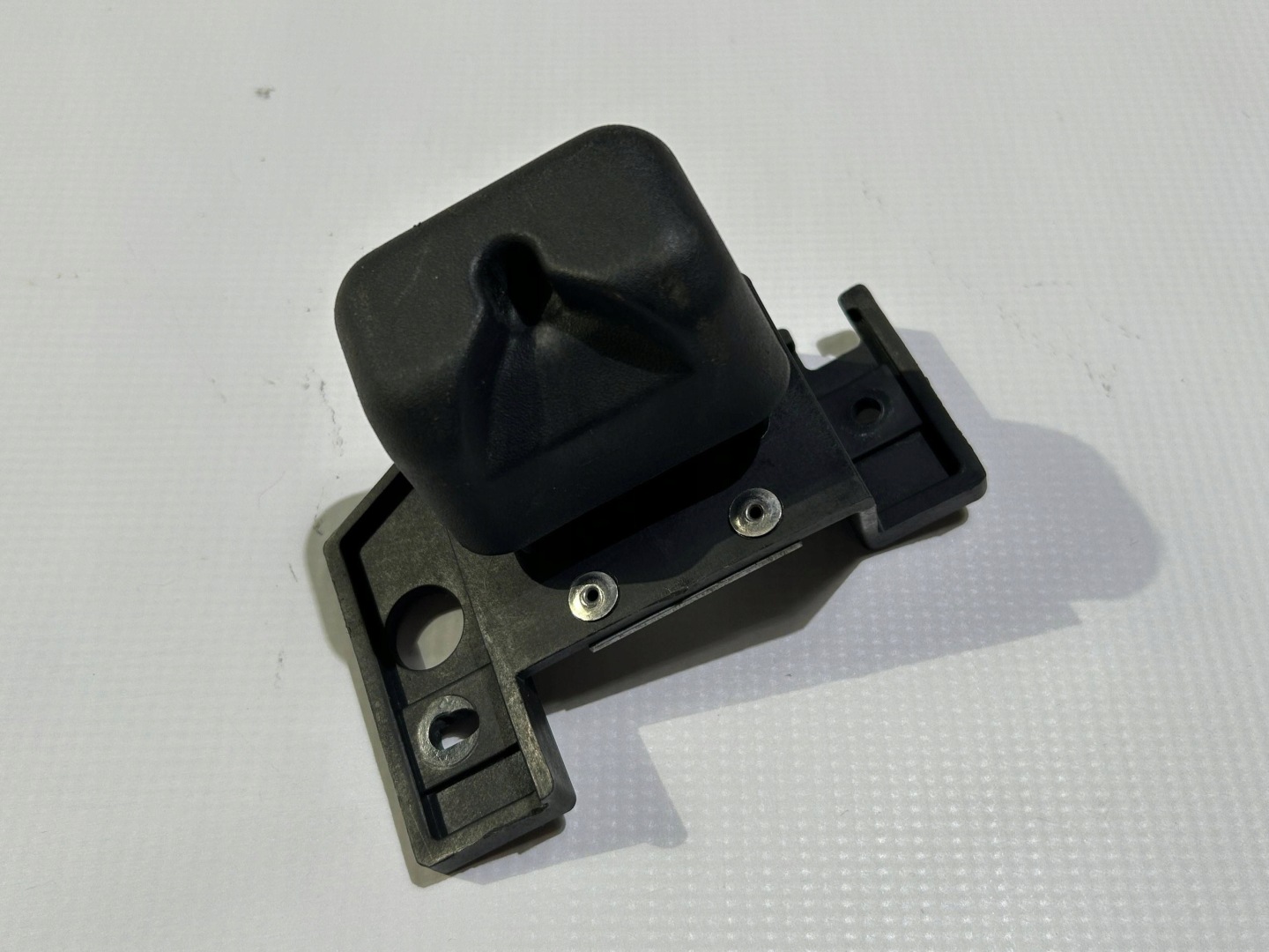 holder right bracket right roofs Chevrolet Corvette C6 Targa 2005
