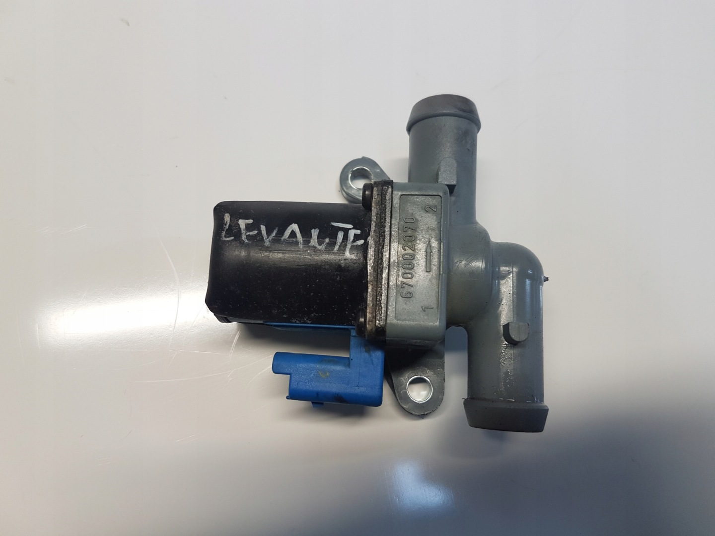 MASERATI LEVANTE pumpa pumpa vode 670002070