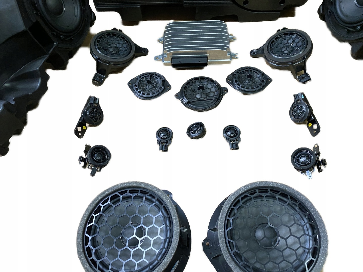 AUDI Q7 4M LIFT speakers amplifier bang OLUFSEN