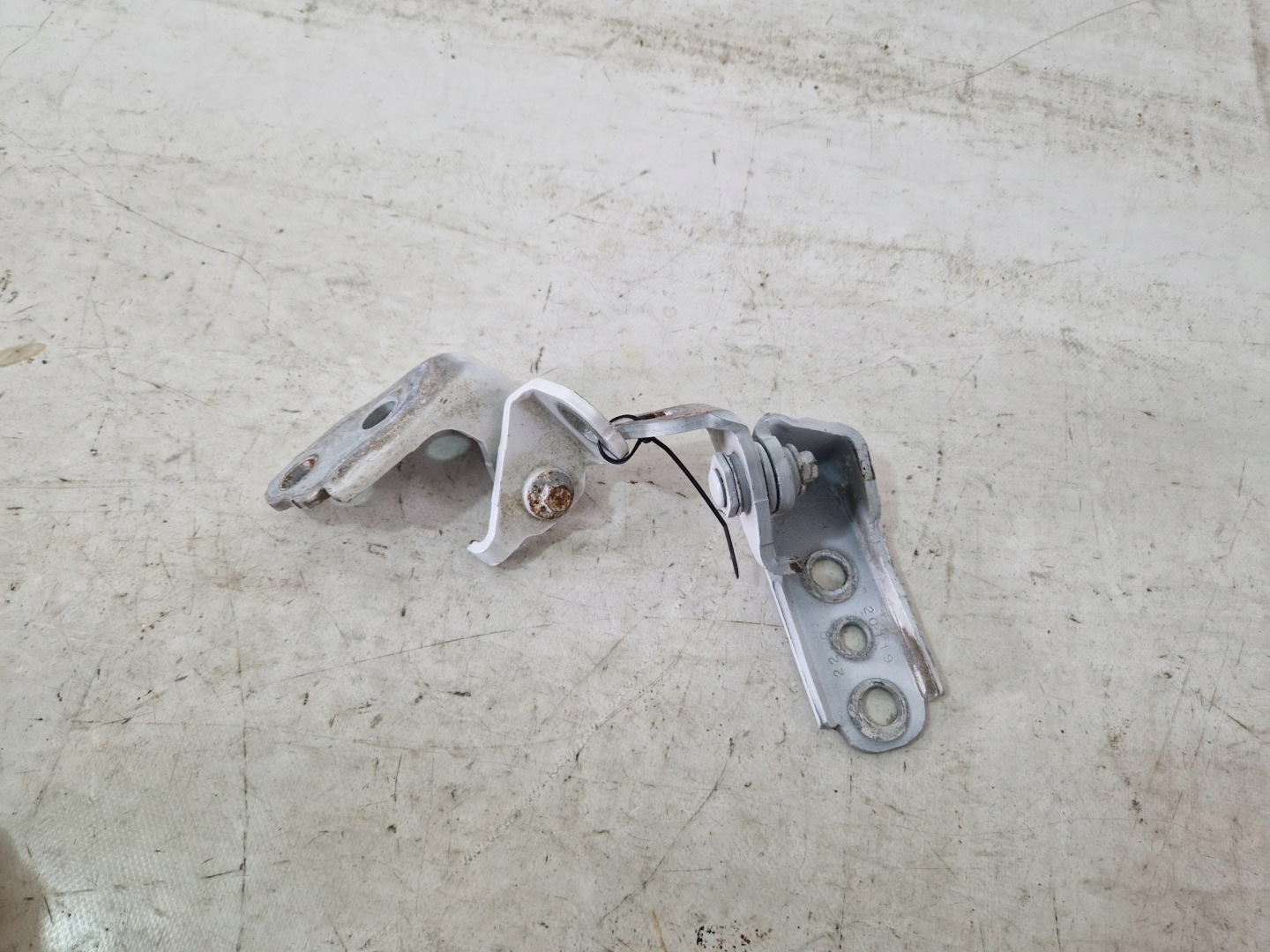 FORD EXPLORER VI MK6 2020- hinge door left front front WB
