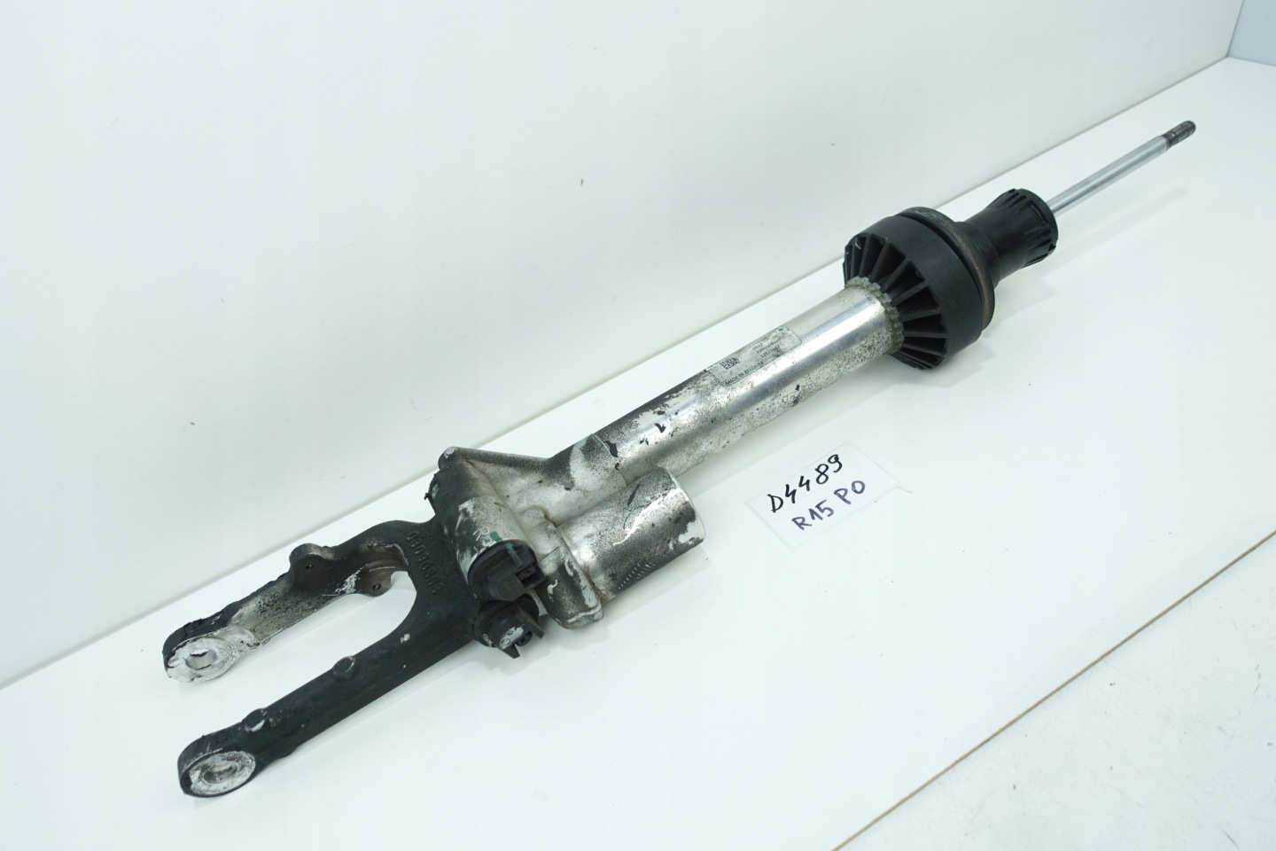 shock absorber left front MERCEDES G W463 A4633205201