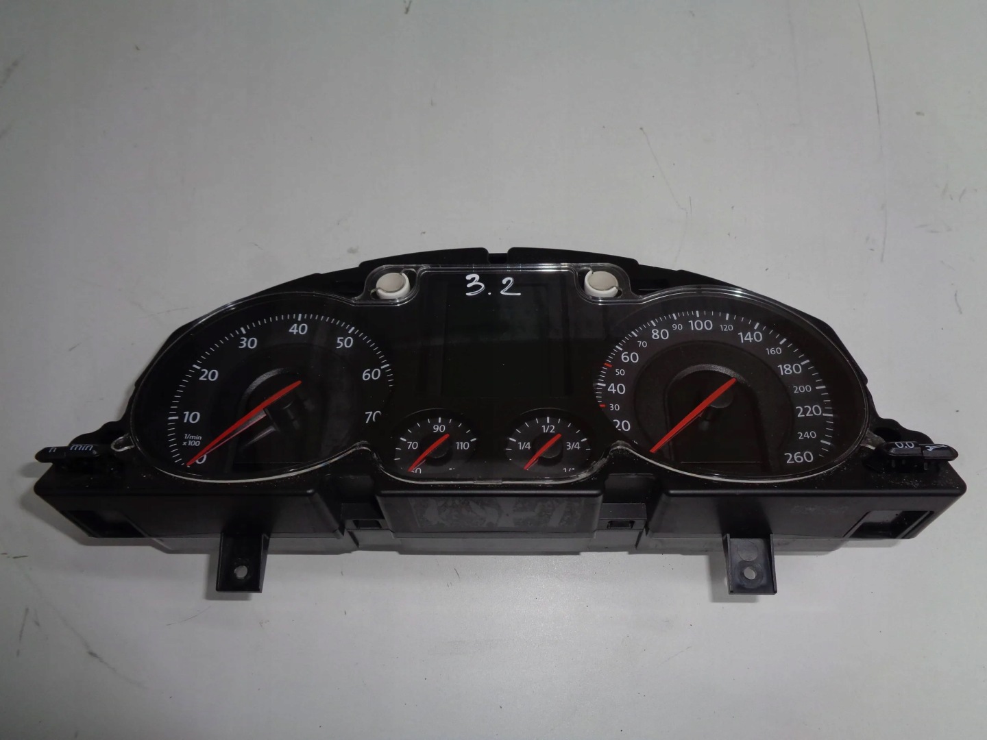 VW PASSAT B6 3.2 V6 dials dials
