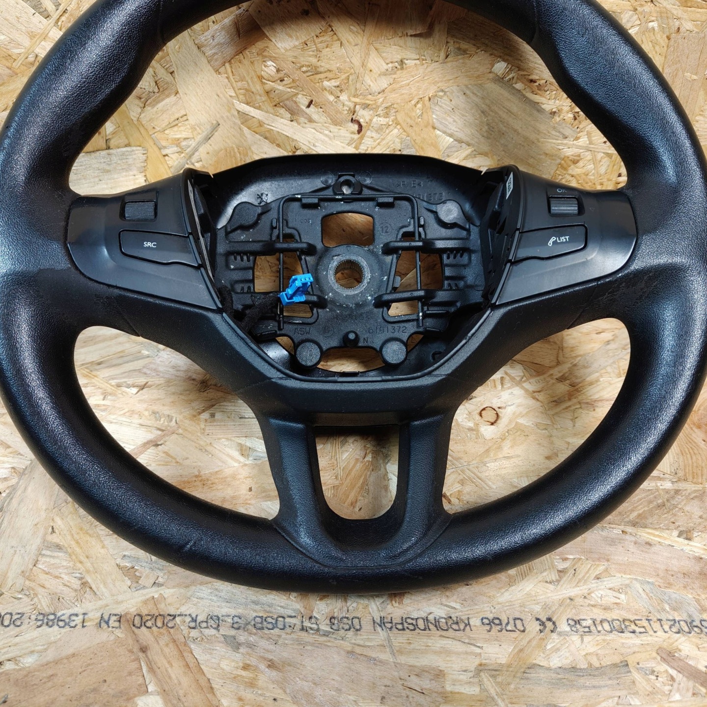 volante Peugeot 208 e 96750123ZD
