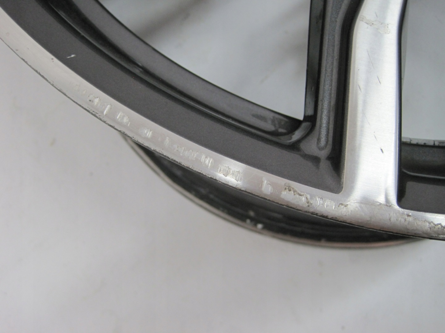 disk BMW X6M X5M 21R 2284652 NR 568