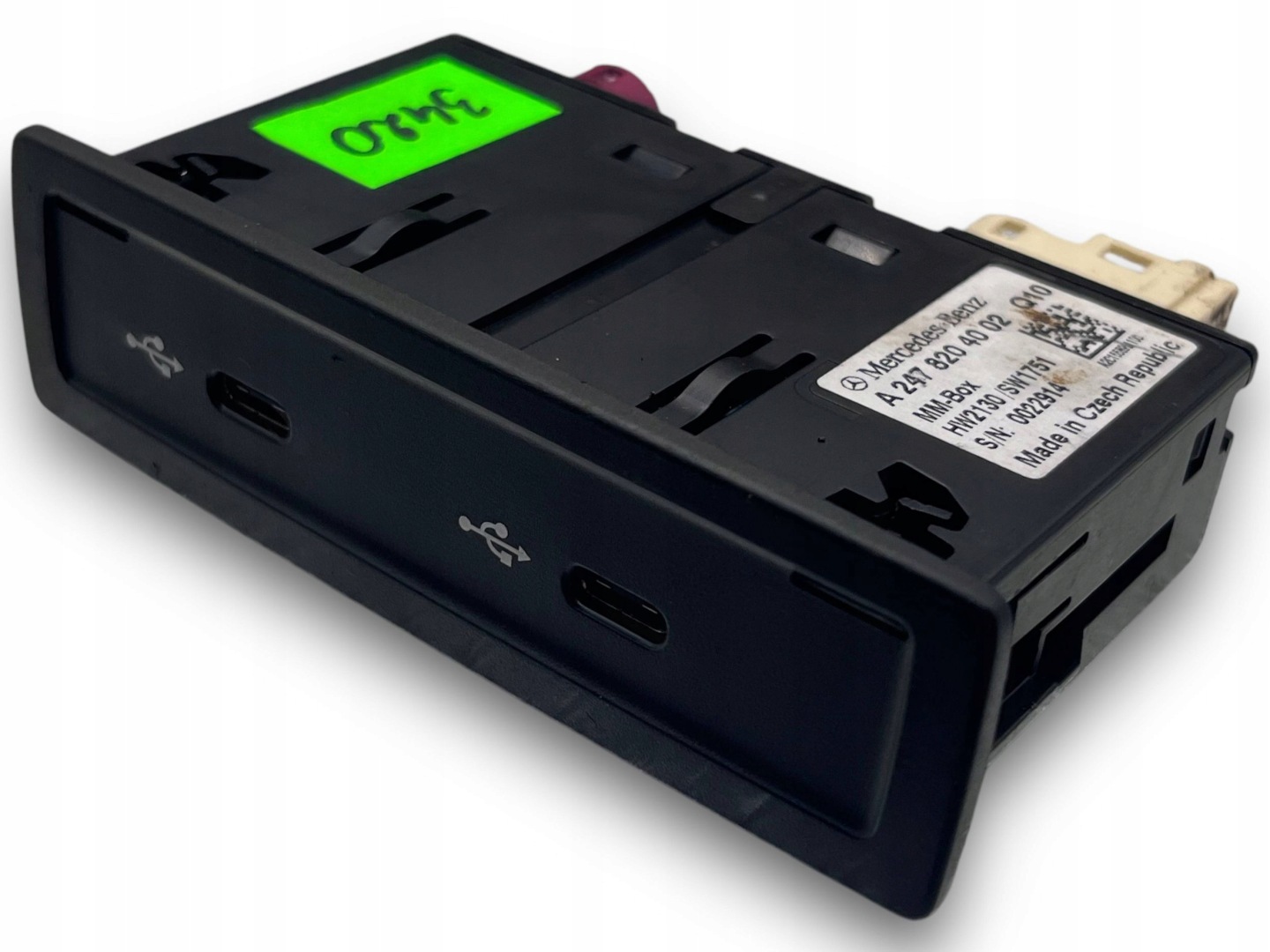 MERCEDES W247 PORT USB 2478204002 @M