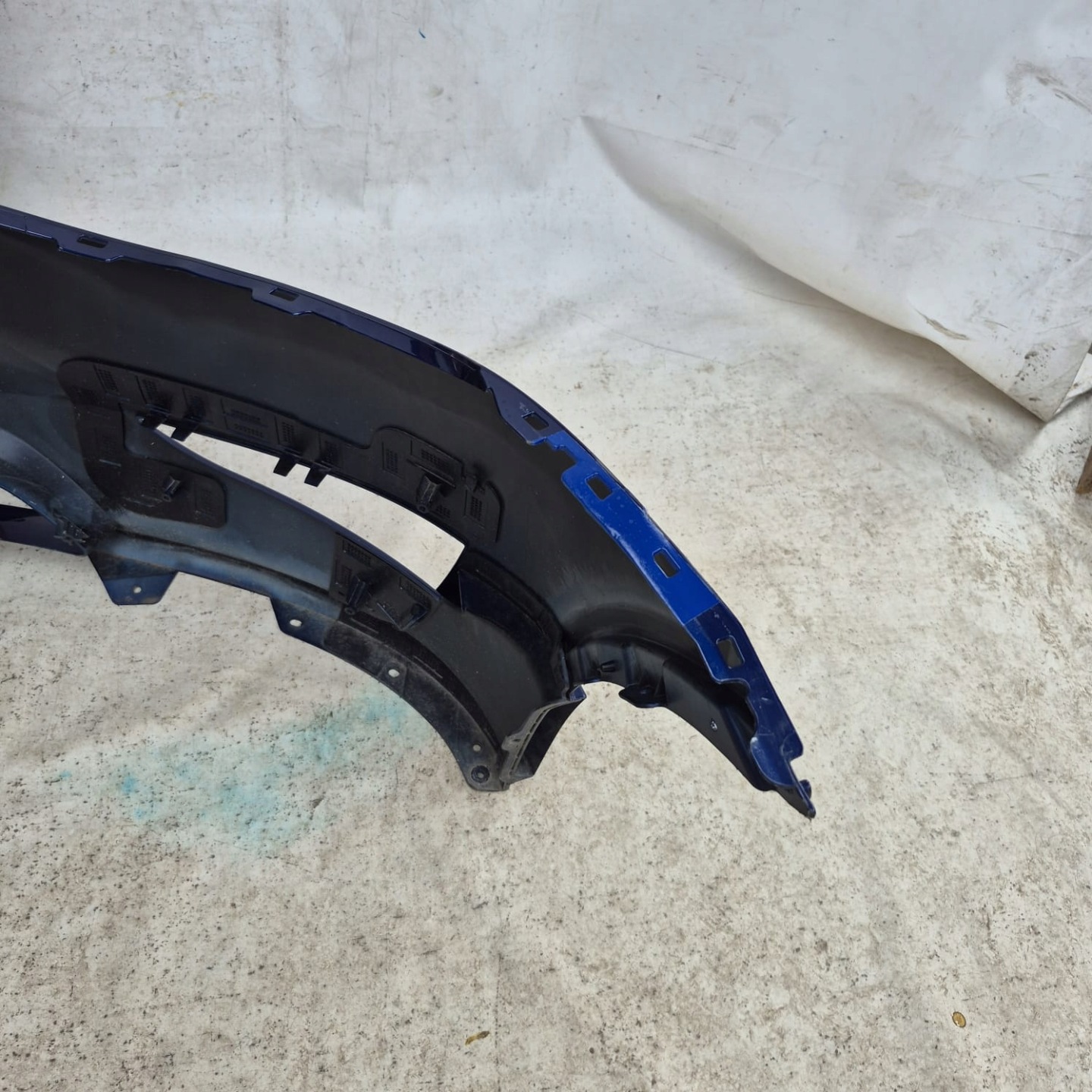 TESLA MODEL Y 20- bumper front front without DZIUR