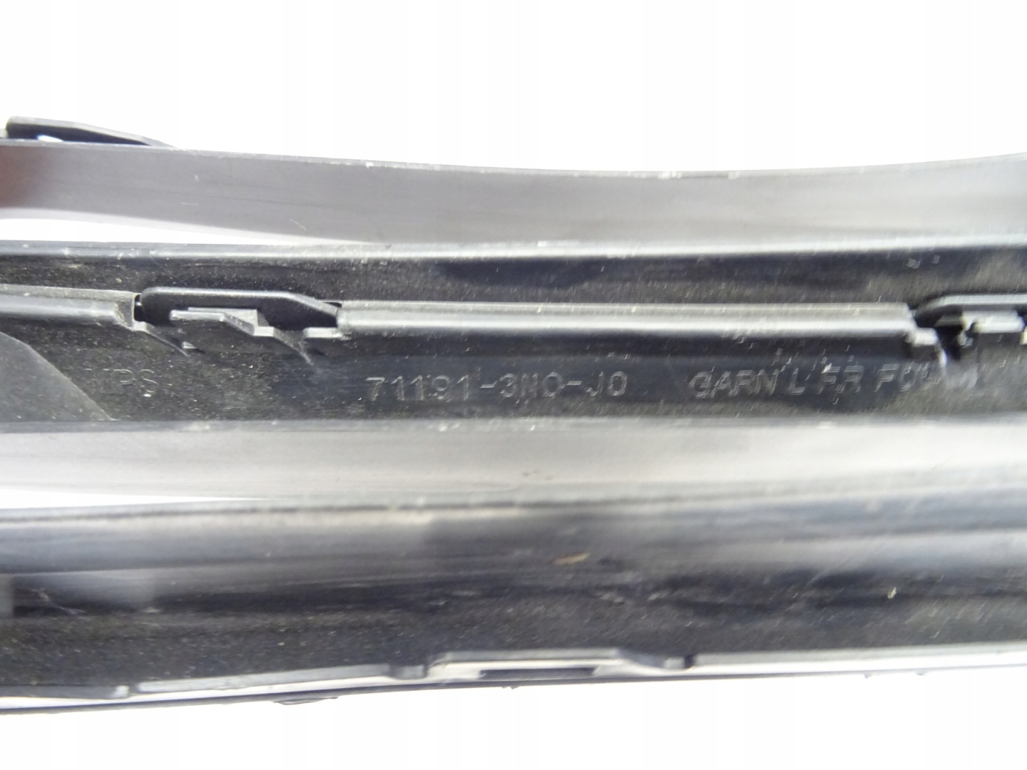 HONDA HRV HR-V 3 III left grid of a bumper front front