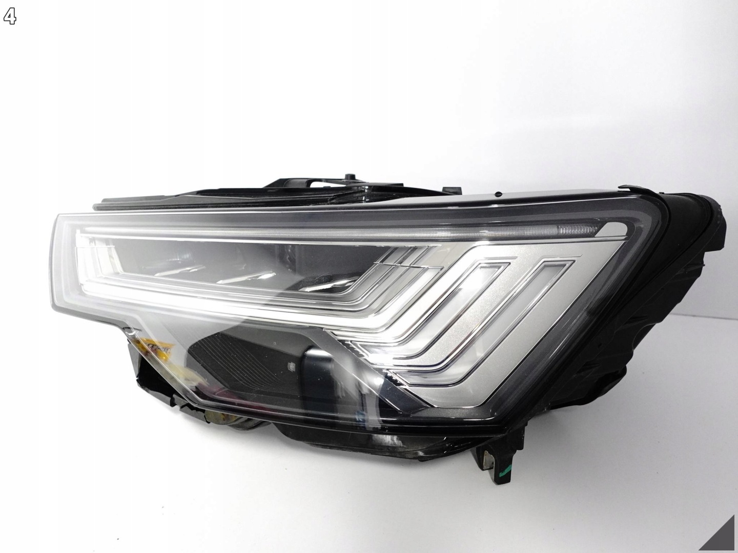 AUDI A6 S6 C8 4K0 18- light MATRIX FULL LED left front EUROPA *035* damaged