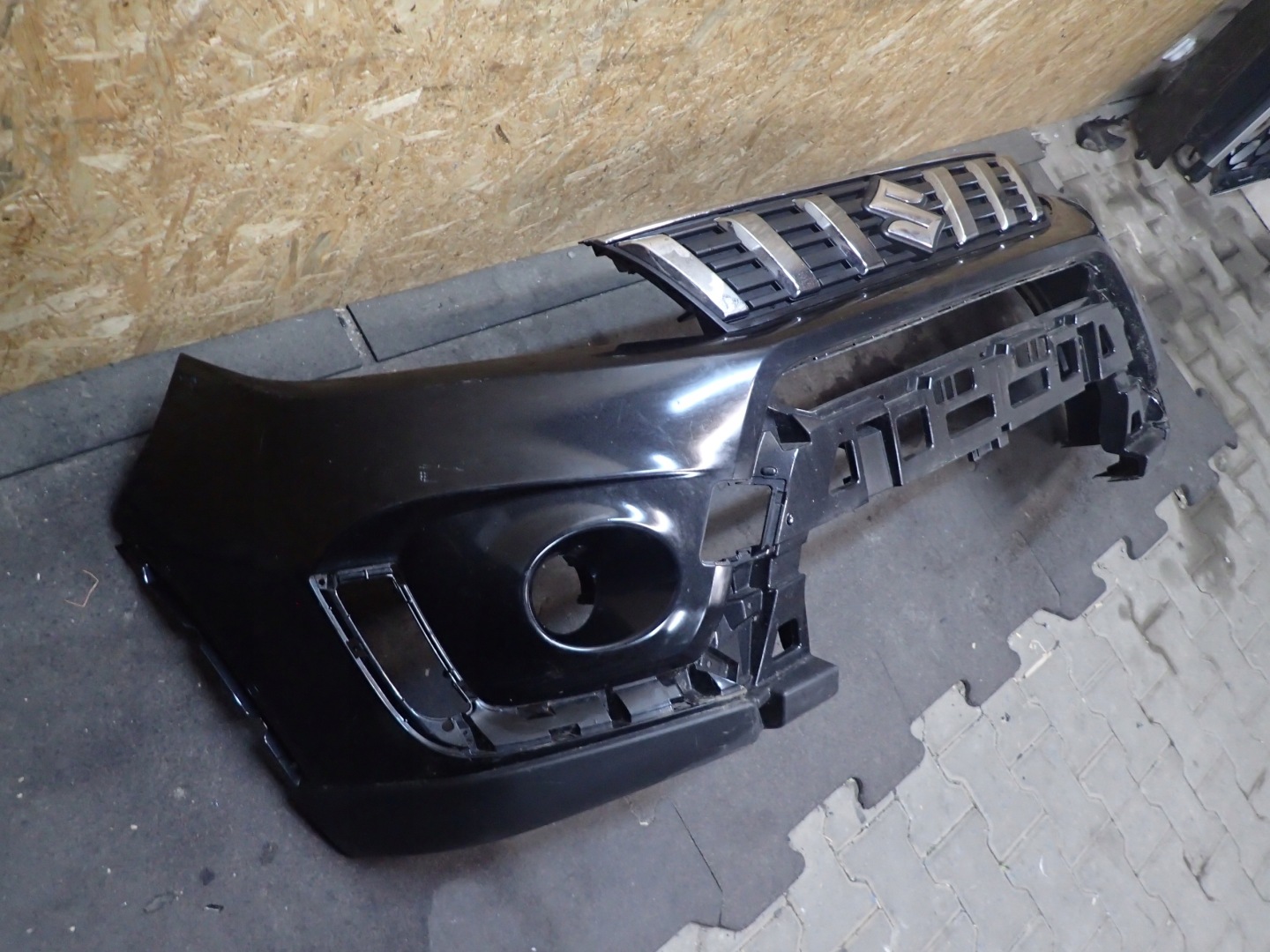 bumper front SUZUKI VITARA III 3 LIFT 18