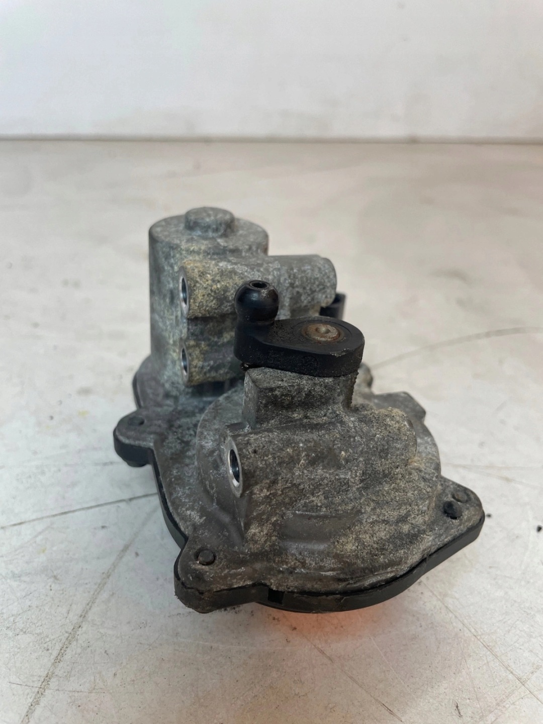 regulátor sání Volkswagen Passat B7 Audi A4 B8 2.0 TDI