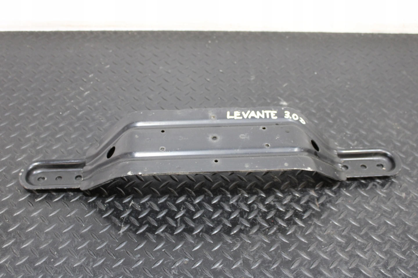 sider holder console bearing MASERATI LEVANTE M161