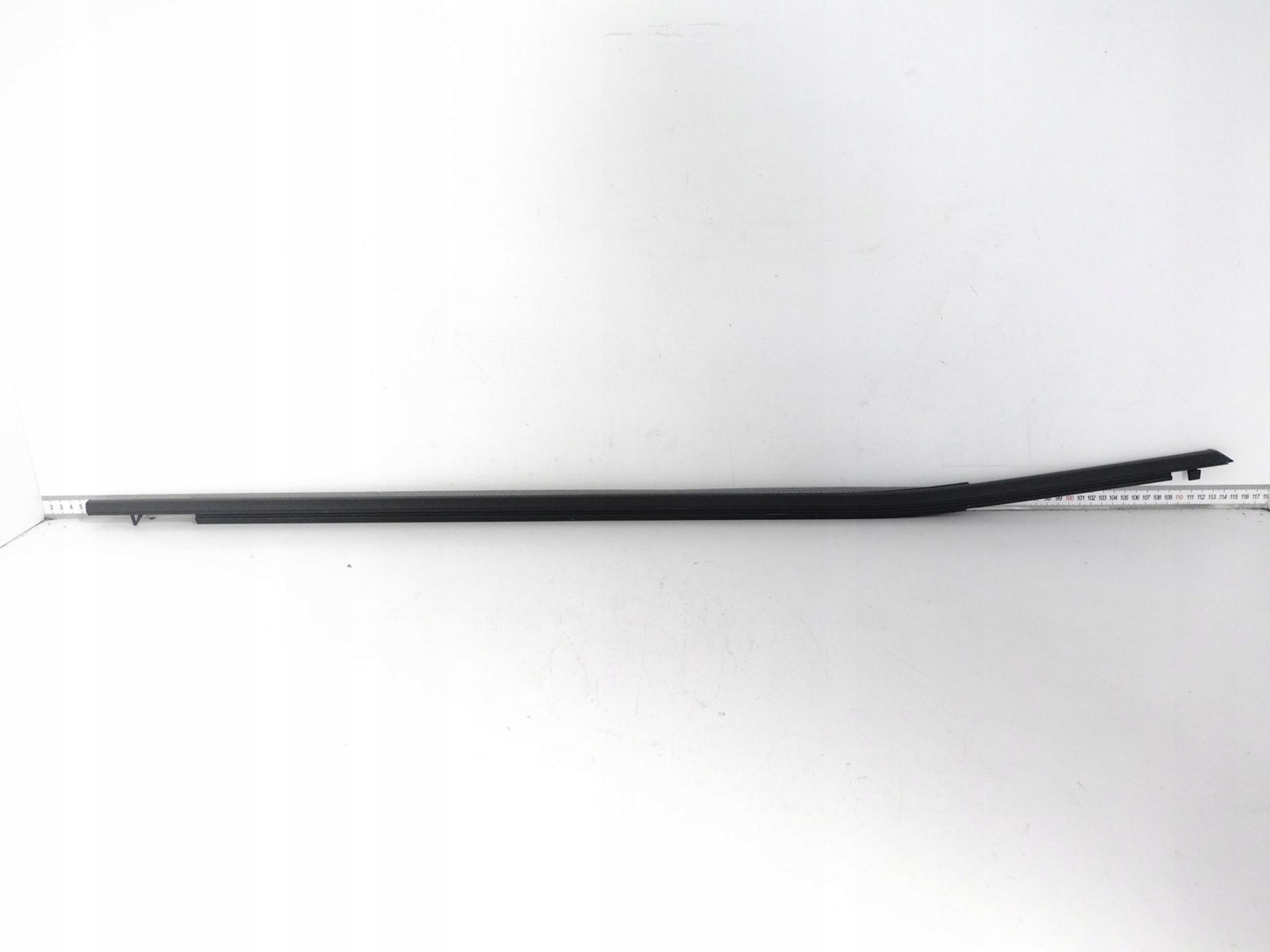 TOYOTA RAV4 V 5 19- moulding dust windows door front right ORG